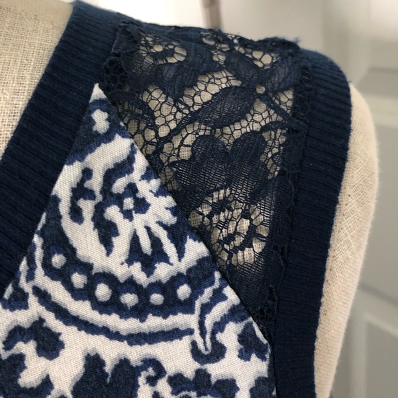 Ana Mixed Media Sleeveless Top - Picture 4 of 8